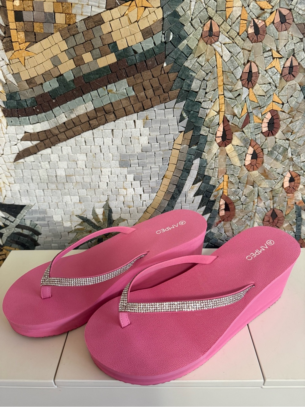 Pink platform sandals - Picture 3 of 5